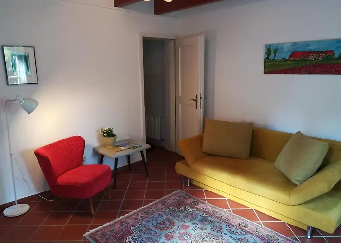 Im Historischen Zentrum 25562 *